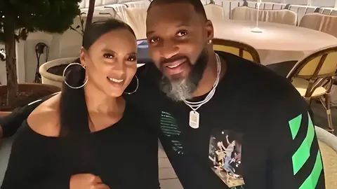 曼联与皇家社会战3-1胜引热议，西媒传主裁恐被停哨，欧足联指其三处失误